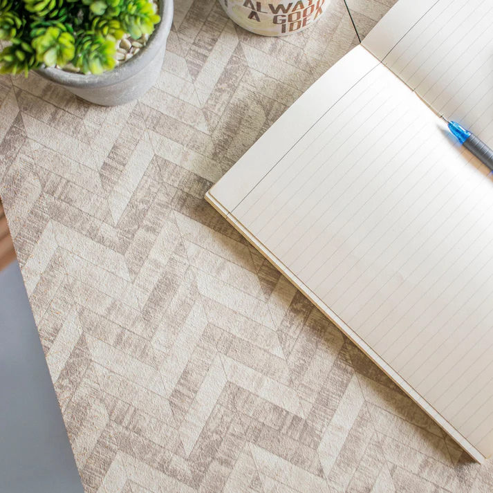 Kashmiri : Wooden Fodable Tables With Textured Finish